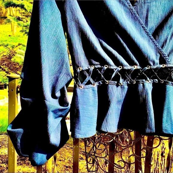 NWT J.O.A. RUFFLED SLEEVE CUT OUT WAIST BLOUSE S - Picture 5 of 15